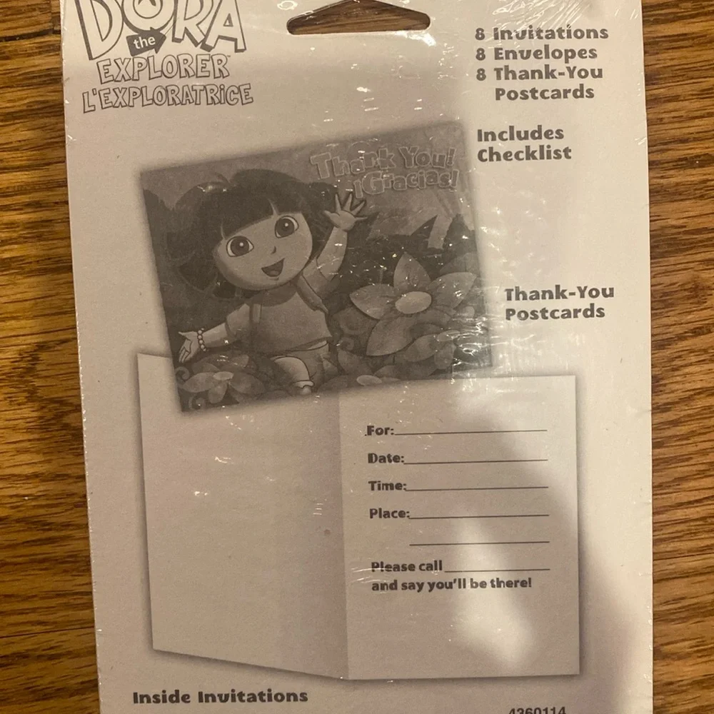 Dora the Explorer party invitations with thank you postcards and cards